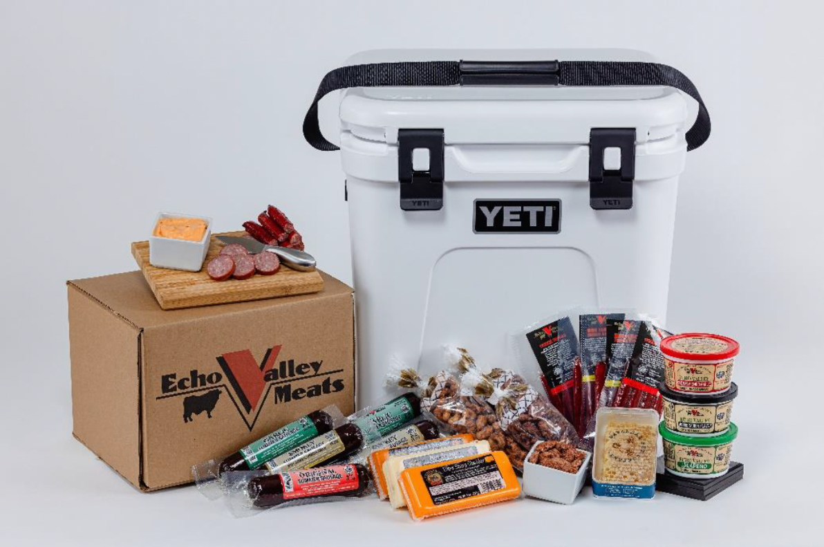 23pc Gift Set with YETI Roadie 24 2.0 Cooler (White)